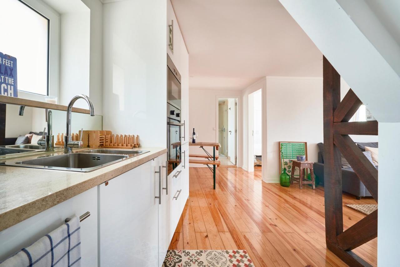 Cozy Flat In Santa Apolonia Apartman Lisboa Kültér fotó
